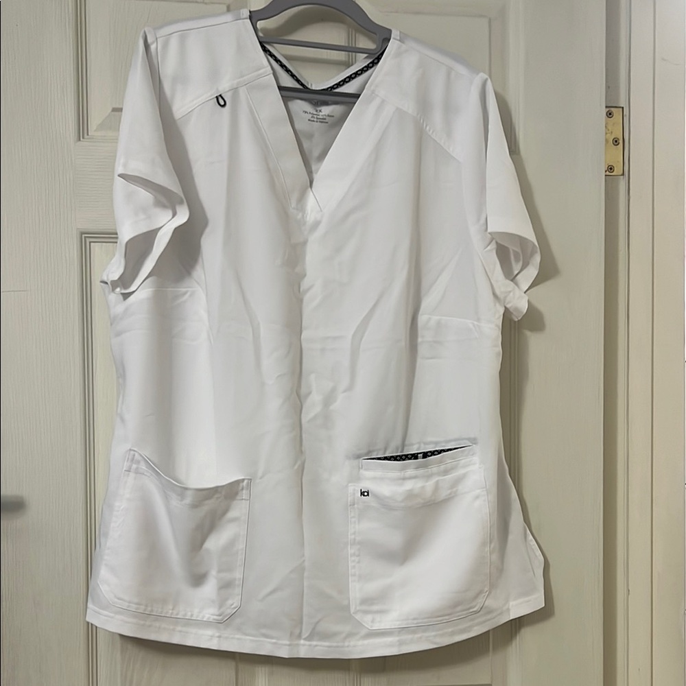 White Koi Scrub Top EUC